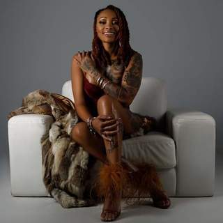 Dutchess Lattimore feet photo 17