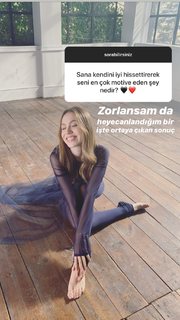 Duygu Özaslan feet photo thumbnail