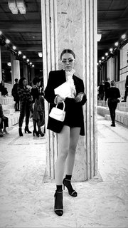 Duygu Özaslan feet photo thumbnail