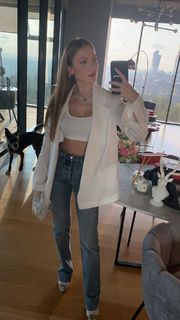 Duygu Özaslan feet photo thumbnail