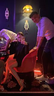 Duygu Özaslan feet photo thumbnail