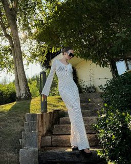 Duygu Özaslan feet photo thumbnail