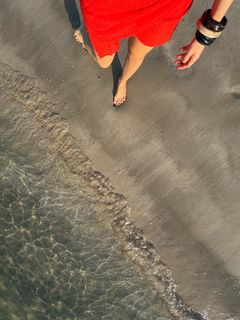 Duygu Özaslan feet photo 6