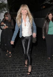 Dyan Cannon feet photo 2
