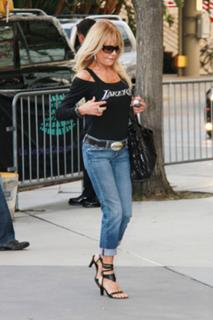 Dyan Cannon feet photo 7