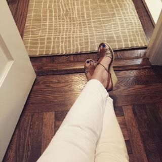 Dylan Dreyer feet photo thumbnail