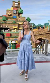 Dylan Dreyer feet photo thumbnail