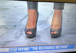 Dylan Dreyer feet photo thumbnail