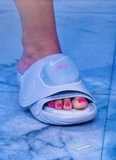 Dylan Dreyer feet photo 1