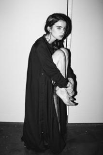 Dylan Gelula feet photo 2