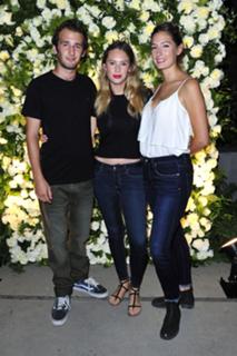Dylan Penn feet photo 2