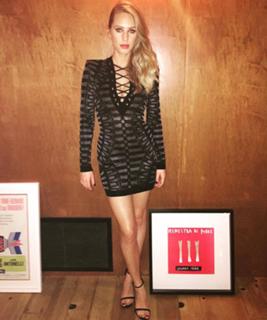 Dylan Penn feet photo 2