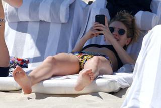 Dylan Penn feet photo 19