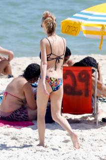Dylan Penn feet photo 4