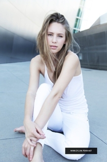 Dylan Penn feet photo 11