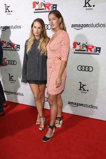 Dylan Penn feet photo 3