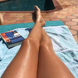 Dylan Penn feet photo 4