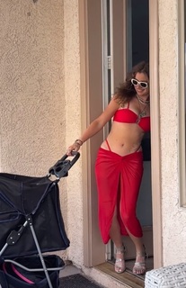 Dytto feet photo 1