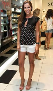 Dânia Neto feet photo 2