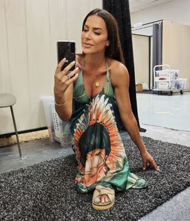 Dânia Neto feet photo 3