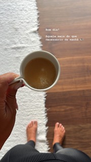 Dânia Neto feet photo 2