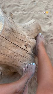 Dânia Neto feet photo 11