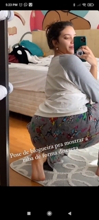 Débora Aladim feet photo 6
