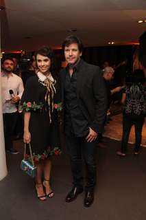 Débora Falabella feet photo thumbnail