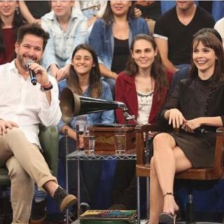 Débora Falabella feet photo thumbnail