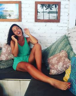 Débora Monteiro feet photo 7