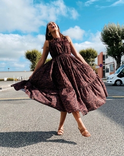 Débora Monteiro feet photo 5