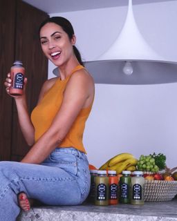 Débora Monteiro feet photo 15