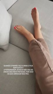 Débora Monteiro feet photo 18