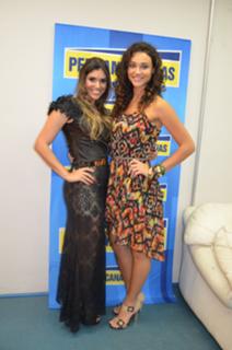 Débora Nascimento feet photo thumbnail