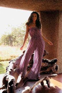 Débora Nascimento feet photo thumbnail