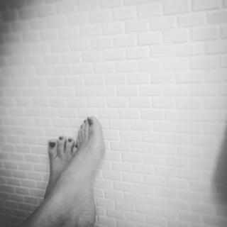 Débora Nascimento feet photo thumbnail