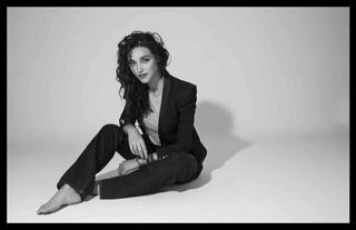 Débora Nascimento feet photo thumbnail