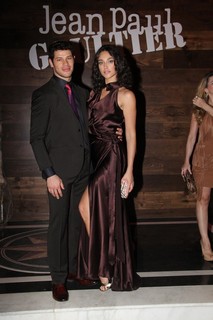 Débora Nascimento feet photo thumbnail