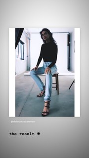 Débora Nascimento feet photo thumbnail