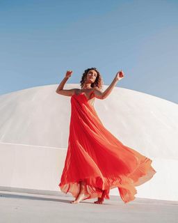 Débora Nascimento feet photo thumbnail