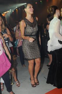 Débora Nascimento feet photo thumbnail