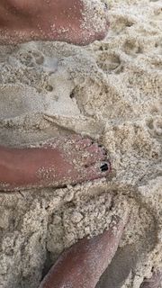 Débora Nascimento feet photo 13