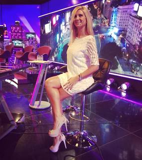 Débora Pláger feet photo 5