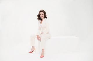 Désirée Nosbusch feet photo 2