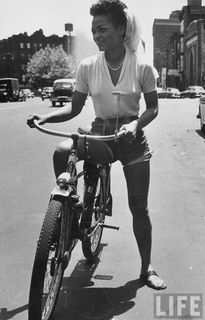 Eartha Kitt feet photo 10