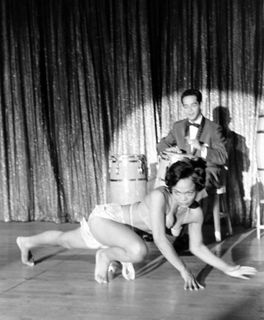 Eartha Kitt feet photo 5
