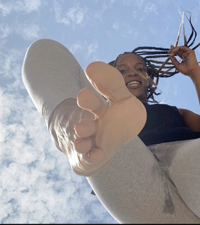 Eboni Adams feet photo 12