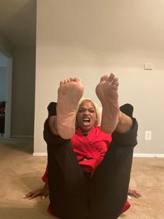 Eboni Adams feet photo 7