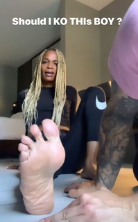 Eboni Adams feet photo 17
