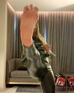 Eboni Adams feet photo 4